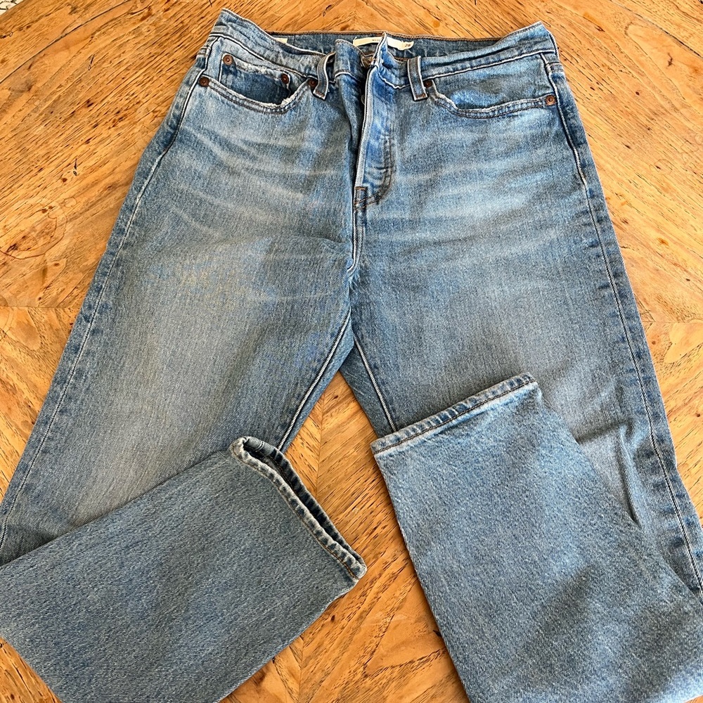 Levi’s Wedgie Jeans